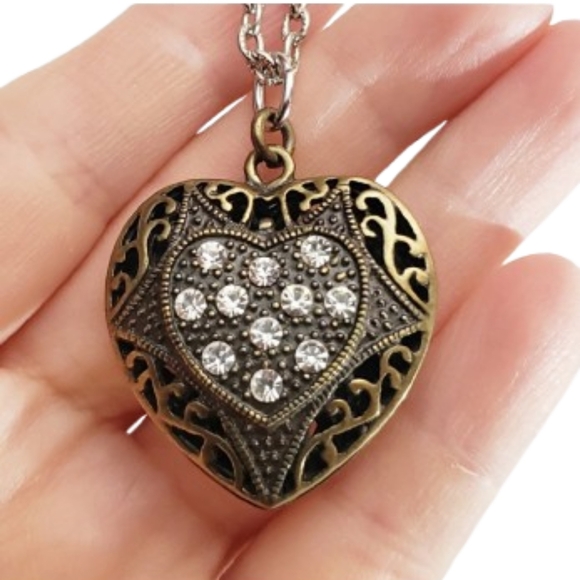 Beautiful 2 Sided Filligree Puffy Heart Pendant Rhinestones Brass/Gold - Picture 1 of 10